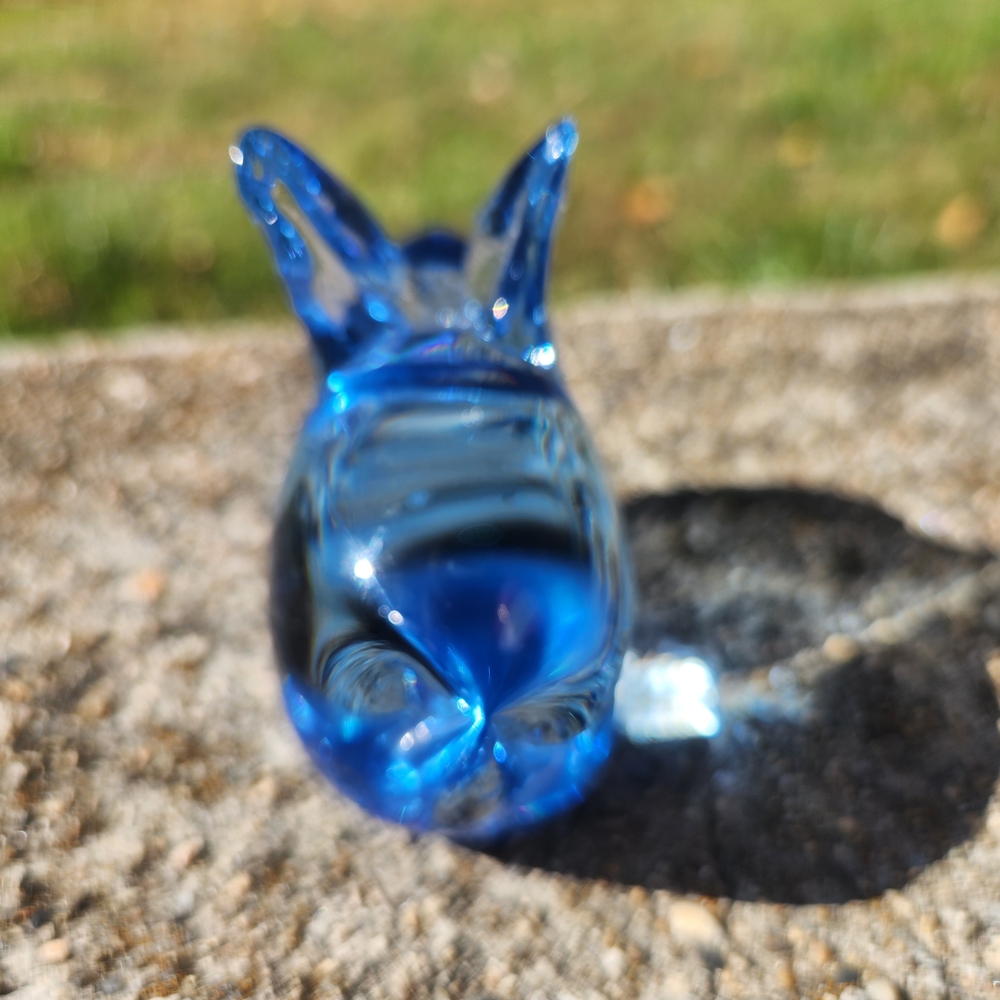 Light Blue Glass Bunny Rabbit Figurine - Picture 5 of 10